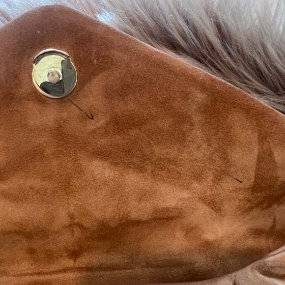 SAINT LAURENT

PUFFER SMALL CHAIN BAG IN QUILTED SUEDE in color CINNAMON - Picture 7 of 14